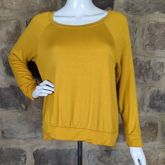 Ivoire‎ Shirt Woman's Size Small Yellow Raglan Long Sleeve Lightweight Soft - Picture 1 of 12